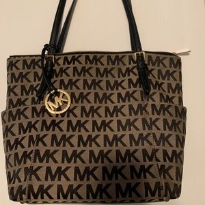 MICHAEL KORS BAG